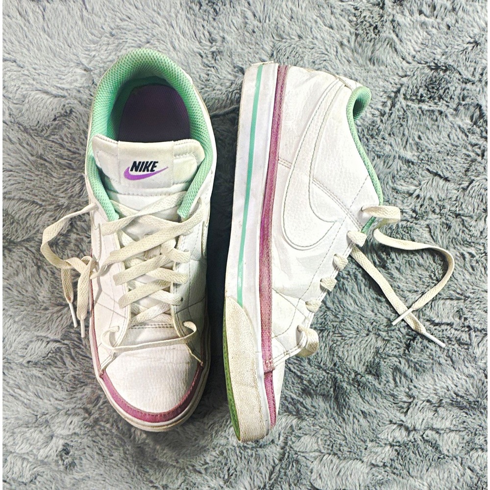 Nike Court Majestic Womens White Mint Green Purple Leather Low Top Sneakers